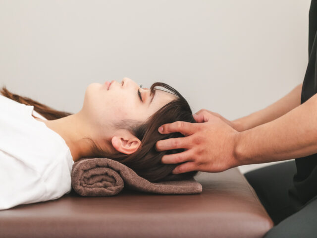 美姿勢が作る小顔効果